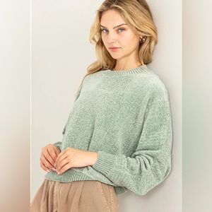 NWT Bailey 44 Oversized Cropped Long sleeved Furry Crew Neck Green Sweater